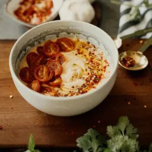 HUMMUS - Zongedroogde Tomaat (€3,50)