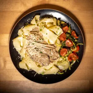 14 April: Pappardelle met romige paddenstoelensaus (v.a €8,95 per persoon)